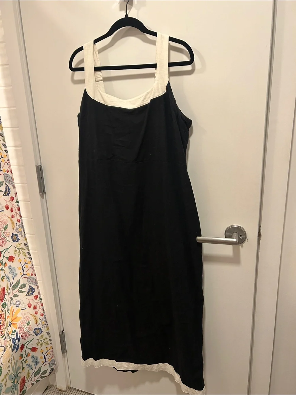 Abercrombie & Fitch Linen-Blend Squareneck Maxi Dress with Cream Straps and Hem